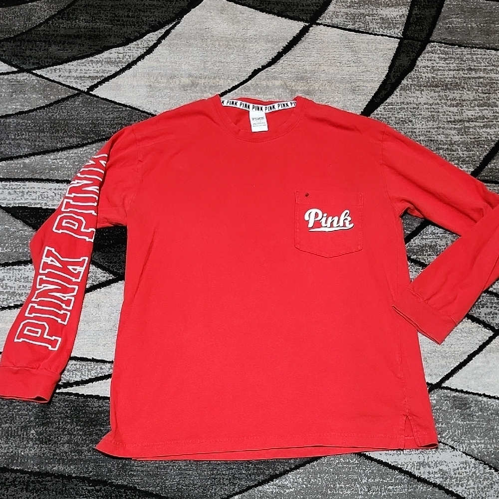 VS PINK 2015 RED LOGO POCKET CAMPUS CREWNECK LONG-SLEEVE TEE-SHIRT